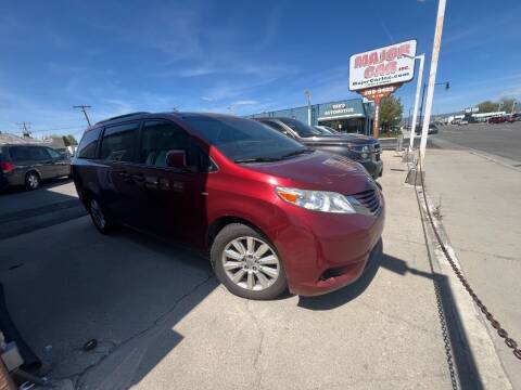 2017 Toyota Sienna for sale at Major Car Inc in Murray UT