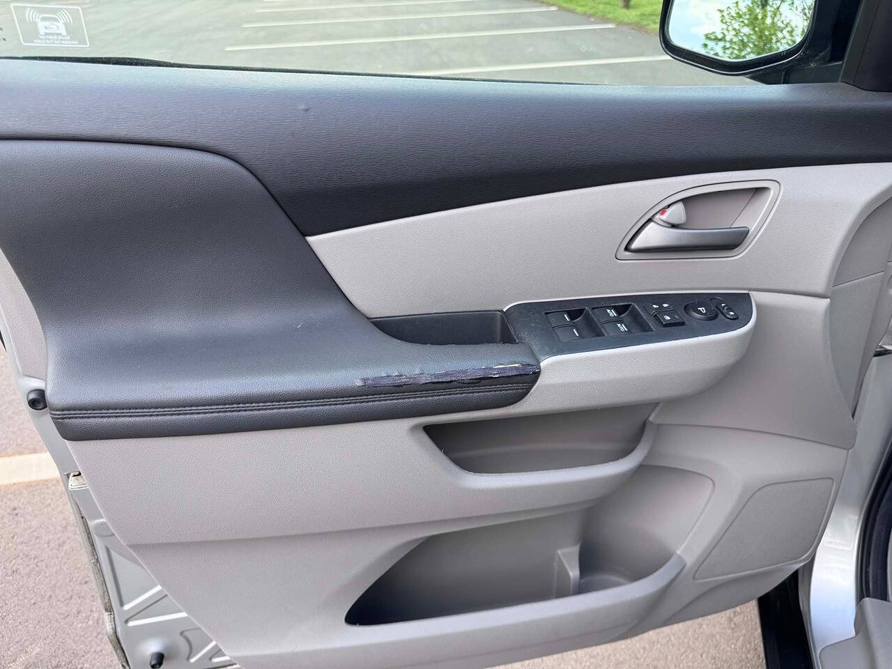 2011 Honda Odyssey 3