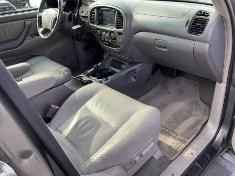 2004 Toyota Sequoia Limited