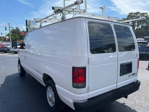 2014 Ford E-Series E-150