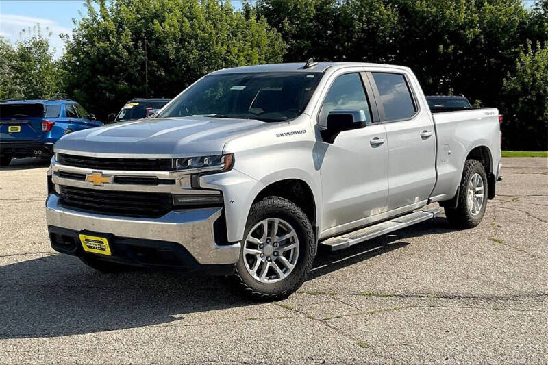 Used 2020 Chevrolet Silverado 1500 LT with VIN 1GCUYDED6LZ107860 for sale in Montevideo, Minnesota