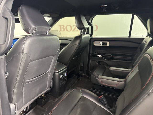 2022 Ford Explorer ST-Line