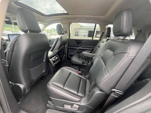 2023 Lincoln Aviator Standard