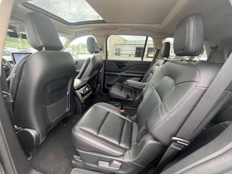 2023 Lincoln Aviator Standard