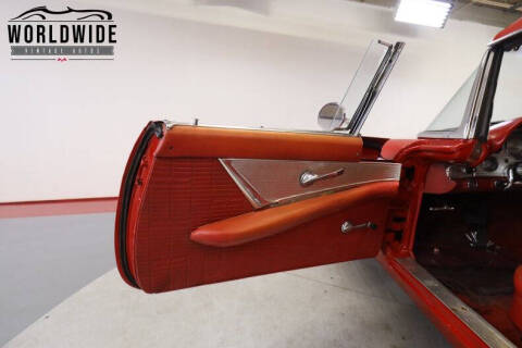 1957 Ford Thunderbird