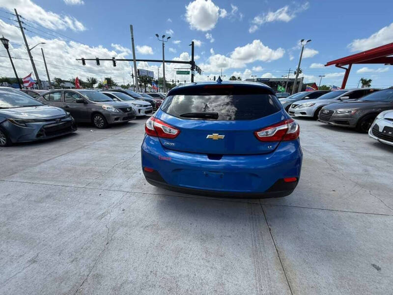 2017 Chevrolet Cruze LT Auto