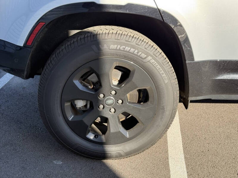 2023 Land Rover Defender 110 X-Dynamic SE