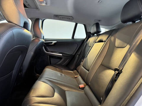 2016 Volvo V60 T5 Drive-E Premier