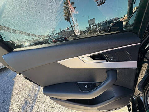 2017 Audi A4 2.0T quattro Premium