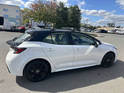 2025 Toyota Corolla Hatchback SE
