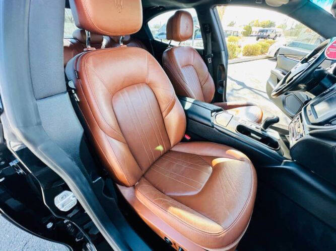 2016 Maserati Ghibli