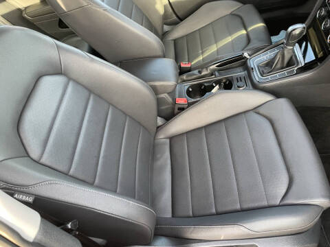 2015 Volkswagen Golf TSI SEL