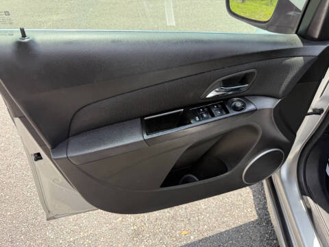 2011 Chevrolet Cruze LT Fleet