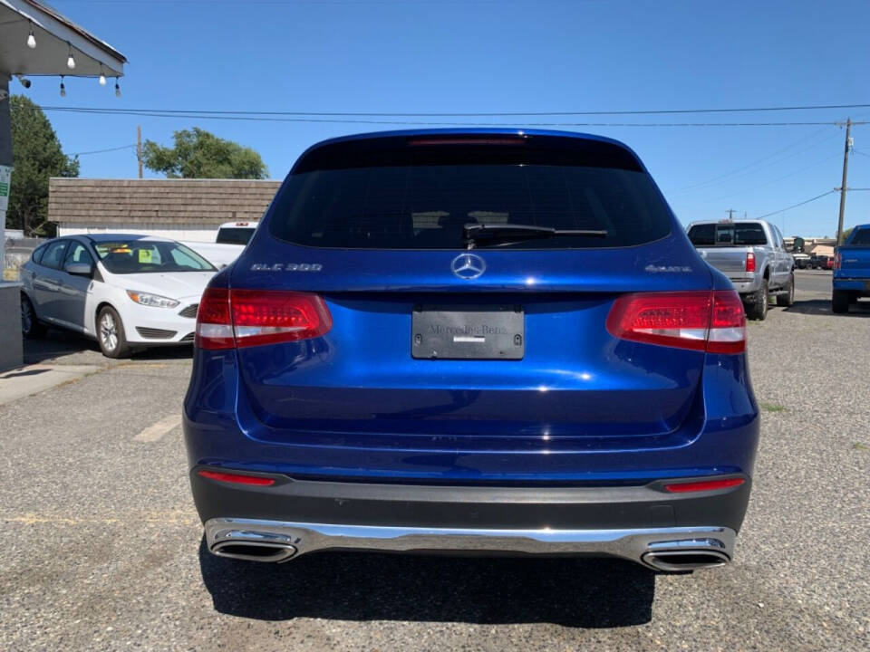 2018 Mercedes-Benz GLC for sale at NCW AUTO GROUP in Kennewick, WA