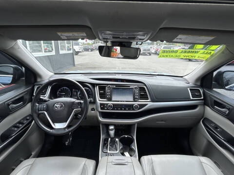 2017 Toyota Highlander XLE