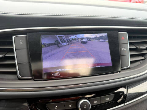2020 Buick Enclave Essence