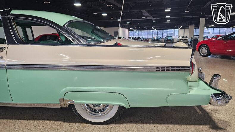 1956 Ford Crown Victoria