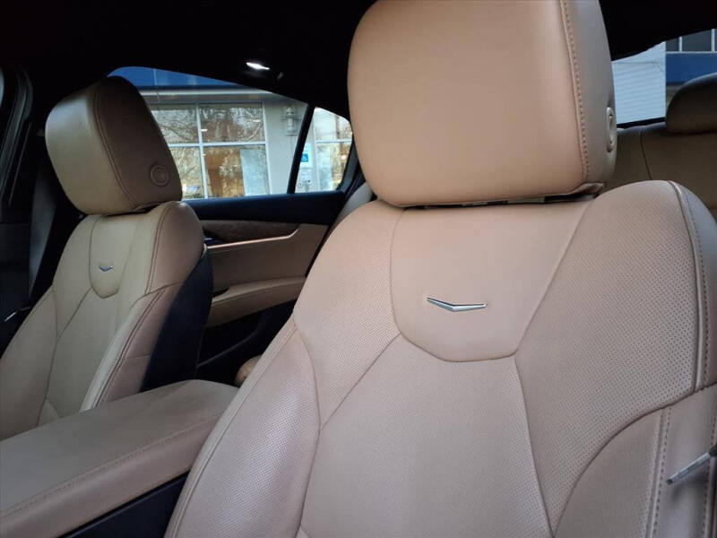 2023 Cadillac CT5 Premium Luxury