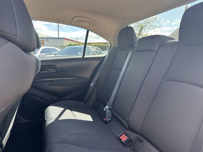2022 Toyota Corolla LE