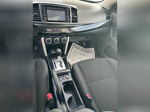 2017 Mitsubishi Lancer