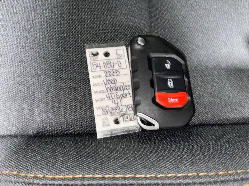 2025 Jeep Wrangler Willys