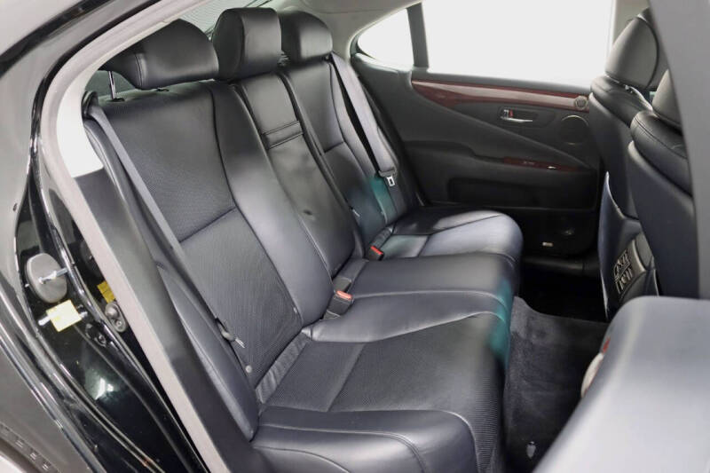 2007 Lexus LS 460