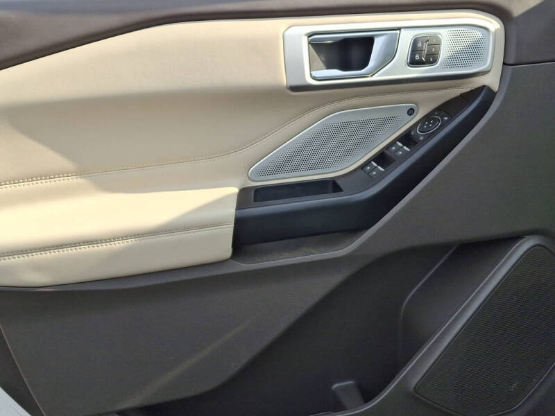 2020 Ford Explorer Platinum