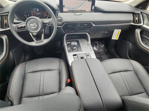 2025 Mazda CX-70 Plug-in Hybrid Premium