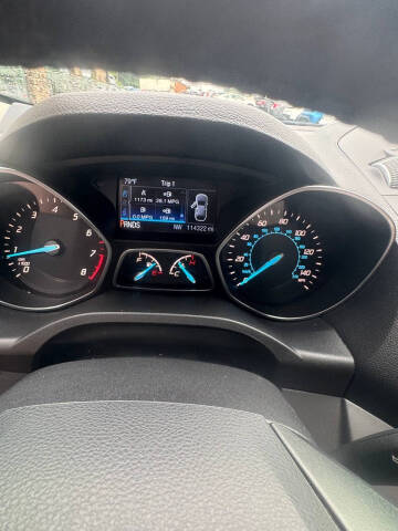2016 Ford Escape SE