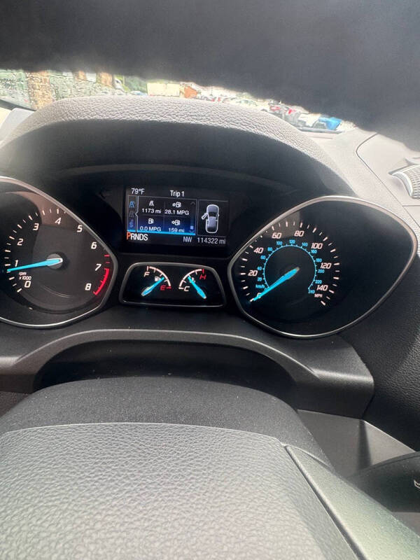 2016 Ford Escape SE