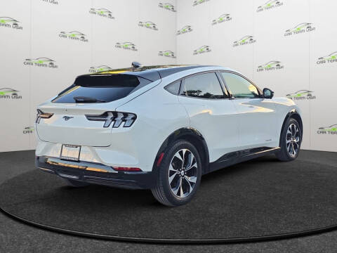 2021 Ford Mustang Mach-E Premium