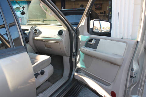 2003 Ford Expedition XLT