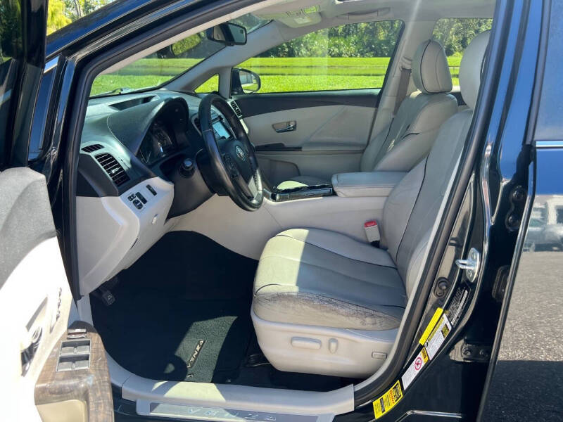 2015 Toyota Venza XLE