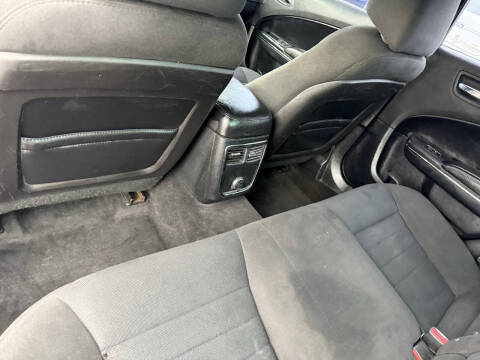 2013 Dodge Charger SE