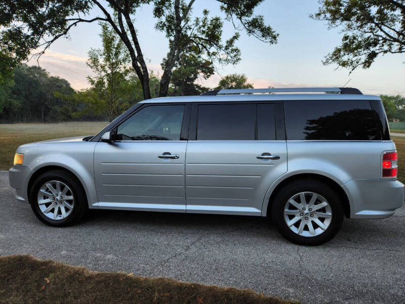 2011 Ford Flex SEL photo 11