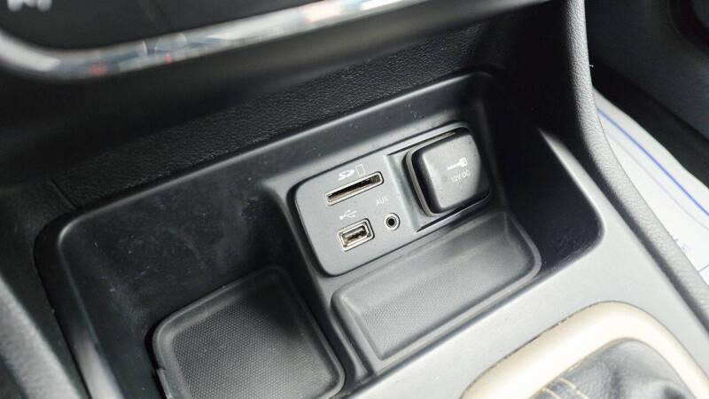 2015 Jeep Cherokee Sport