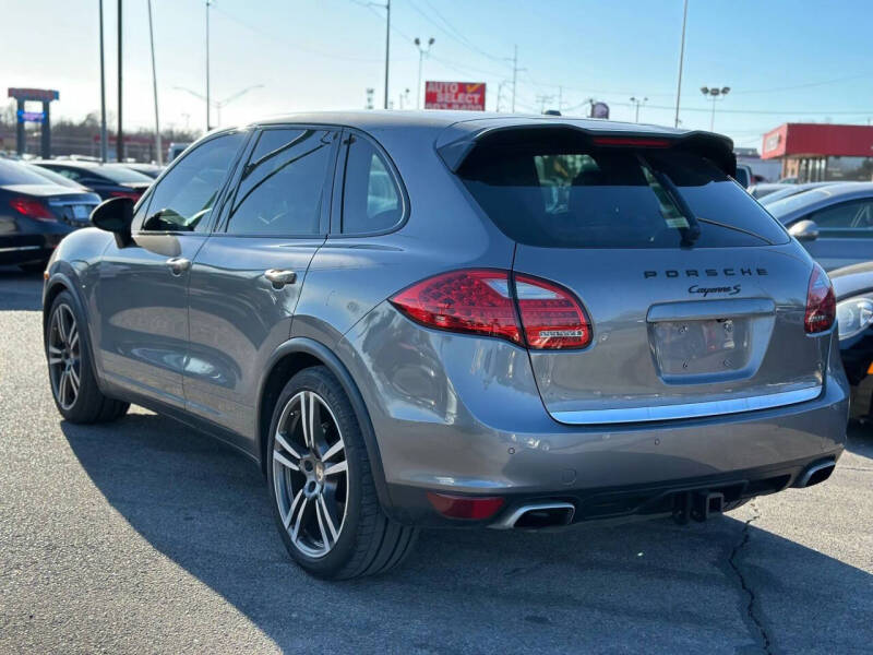 2011 Porsche Cayenne S