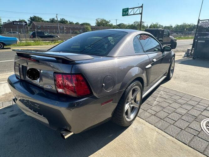 2003 Ford Mustang