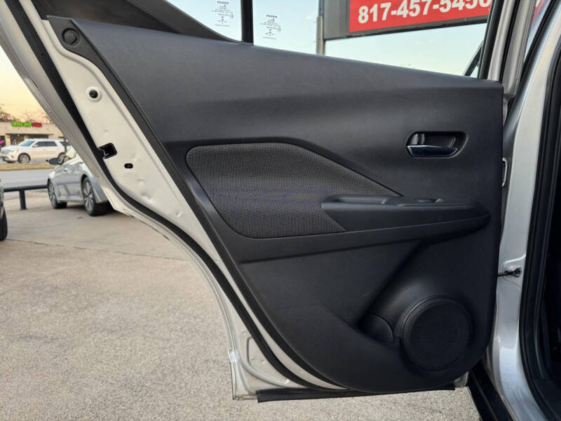 2020 Nissan Kicks SV