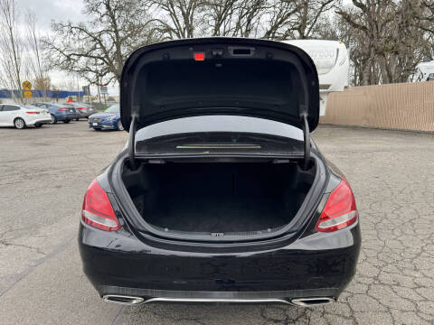 2015 Mercedes-Benz C-Class C 300