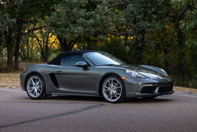 2021 Porsche 718 Boxster