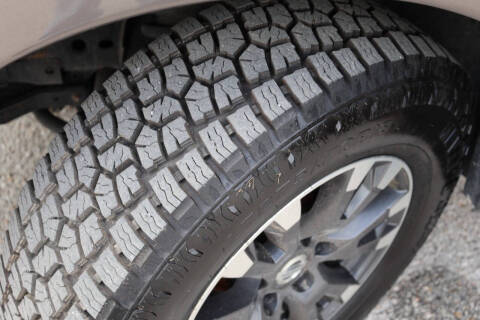 2017 Nissan Titan SV