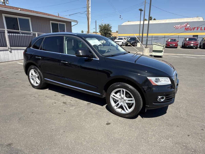 2017 Audi Q5 2.0T quattro Premium Plus