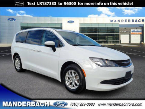 2020 Chrysler Voyager for sale at Capital Group Auto Sales & Leasing in Freeport NY