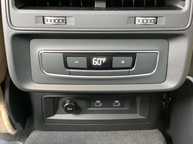 2025 Audi Q7 quattro Premium Plus 45 TFSI