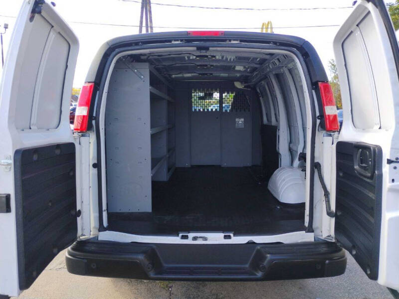 2021 Chevrolet Express 2500