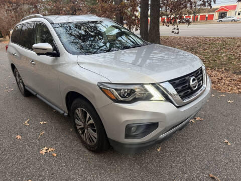 2020 Nissan Pathfinder SL