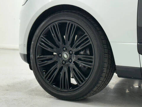 2020 Land Rover Range Rover P525 HSE