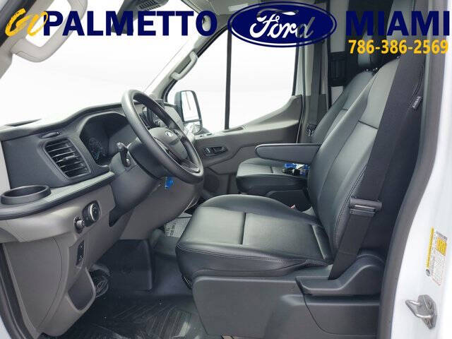 2025 Ford Transit 250