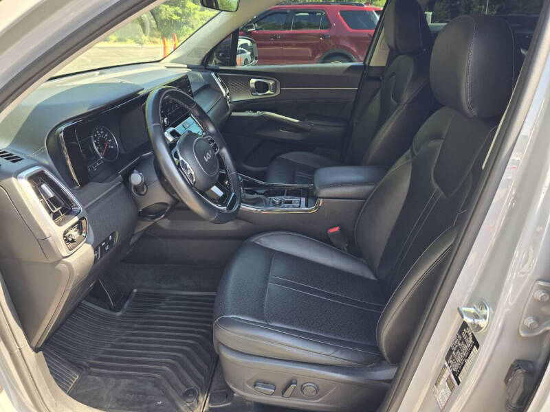 2022 Kia Sorento SX